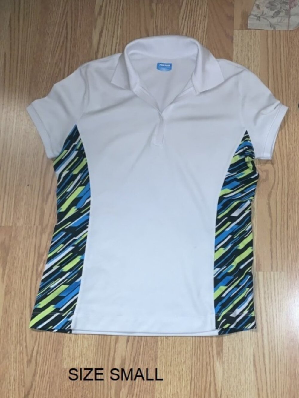 PGA Tour Woman Golf Shirt - Size Small